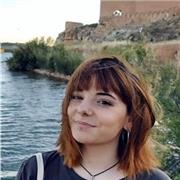 Estudiante de ciencias ambientales da clases de ciencias (biología, matemática, química, botánica….)